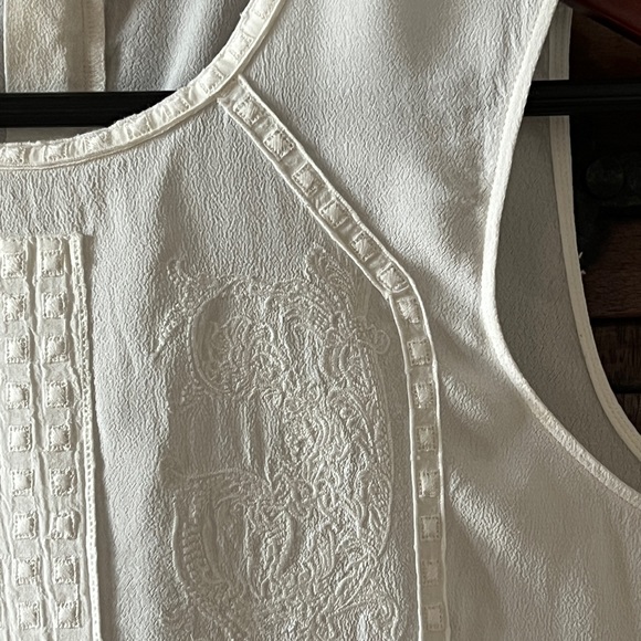Comptoir de Cotonniers white embroidered top, sleeveless, euro 38/us4, EUC - Picture 6 of 9